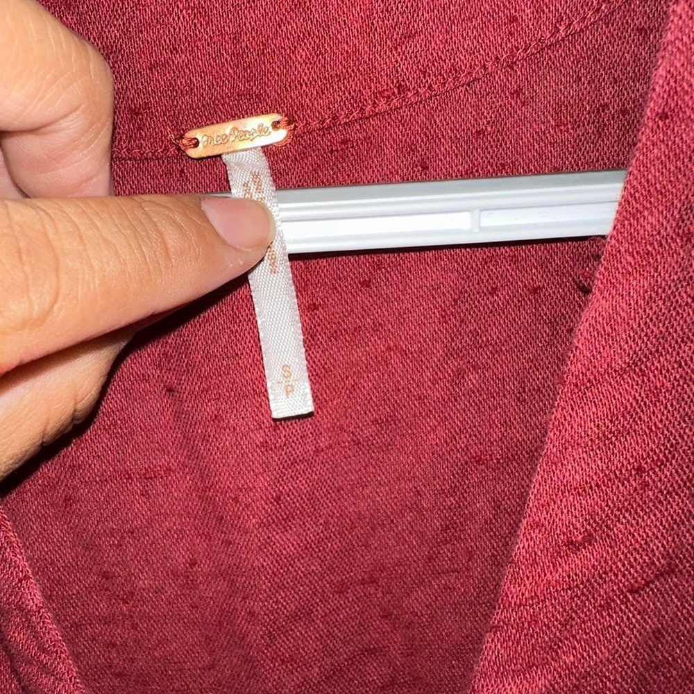 Free People Women's Red V-Neck Top - Picture 3 of 6